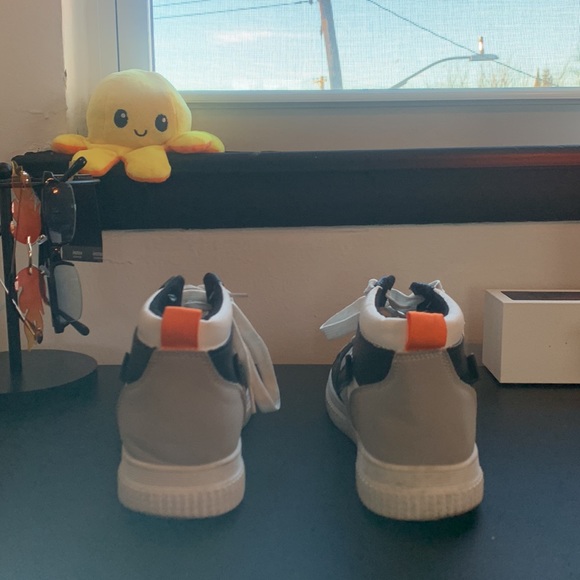 Black/white/gray/orange Sneakers worn and used - Picture 5 of 7